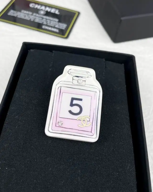 Chanel Brooch 1lyx27 (3)